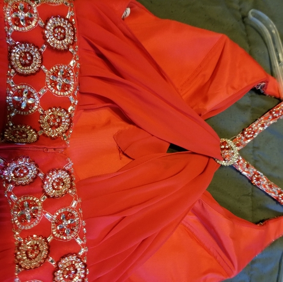 red party dress - Picture 14 of 15